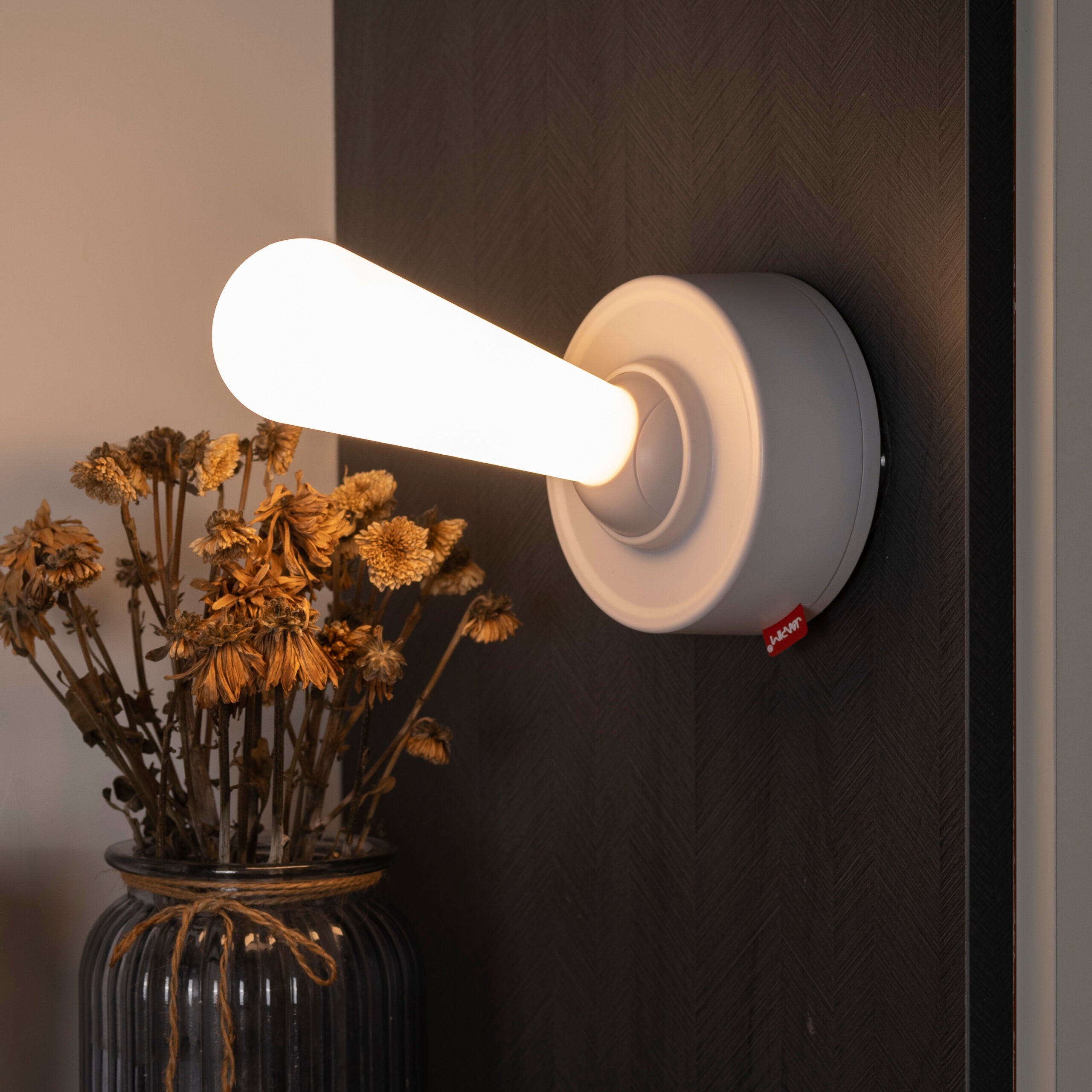 Lever Rechargeable Dimmable Atmosphere Light Night Lamp